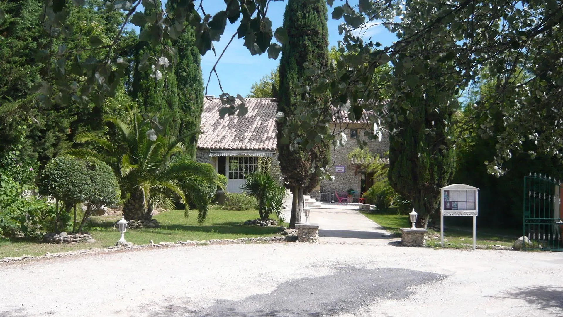 Logis Hotel La Sommellerie Châteauneuf-du-Pape Frankreich