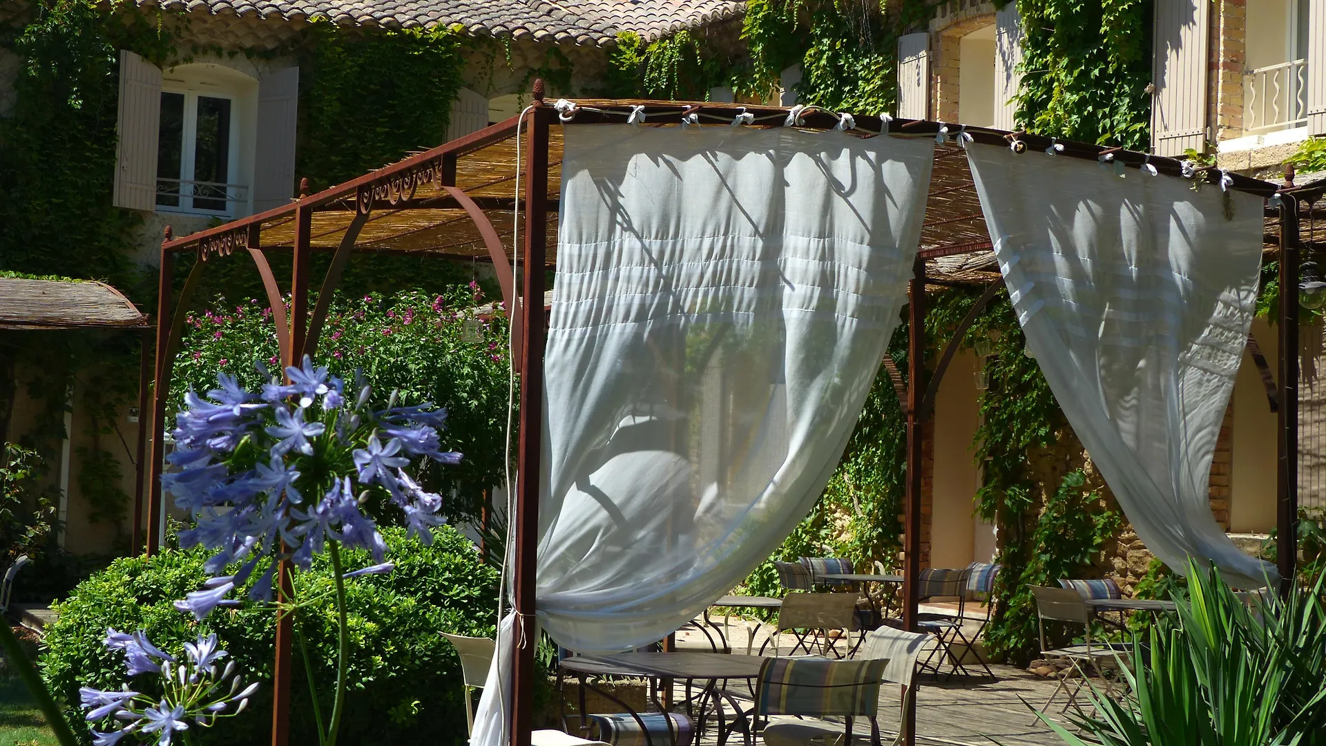 Logis Hotel La Sommellerie Châteauneuf-du-Pape