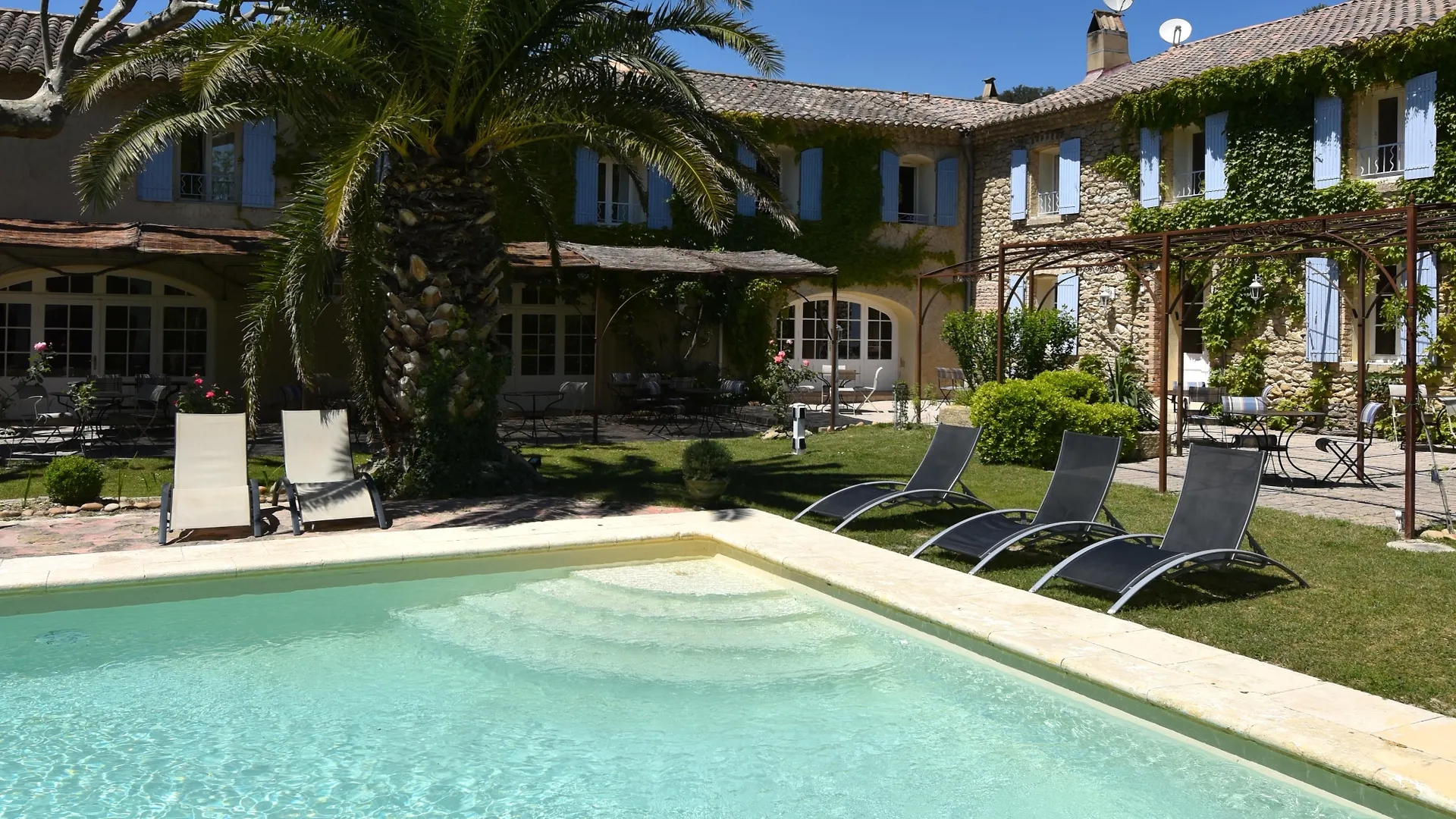 Logis Hotel La Sommellerie Châteauneuf-du-Pape